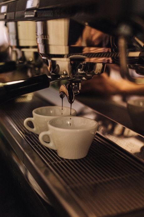 wellscoffeeFL's tweet photo. we’re back …. did you miss us ? we missed you https://t.co/GZYOjipg87