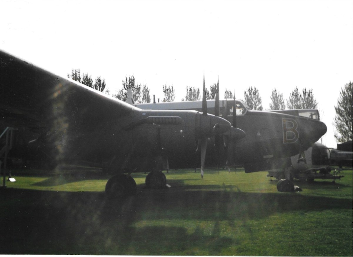 Bob_Sea_Dog's tweet photo. Good Morning #WR977 ! Early morning at @NewarkAirMus with another #Shackleton T.4 (cockpit) #VP293 alongside. #NAMMusMemories #65thAnnivWR977 https://t.co/RxVBn3naW1