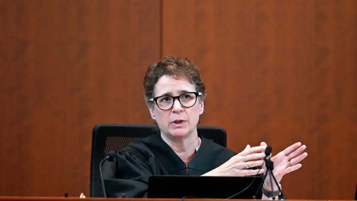 mrsdurrell_jo's tweet photo. Thank you Judge Penny 
Not all Hero's wear capes! 

TMZ motion to block Depp's witness was DENIED!!!! #DeppVHeardTrial #JusticeForJohnnyDepp #JohnnyDeppVsAmberHeardTrial #DeppVsHeard #AmberHeardlsALiar #AmberHeard #AmberHeardIsAnAbuser https://t.co/dU8nayMSRt
