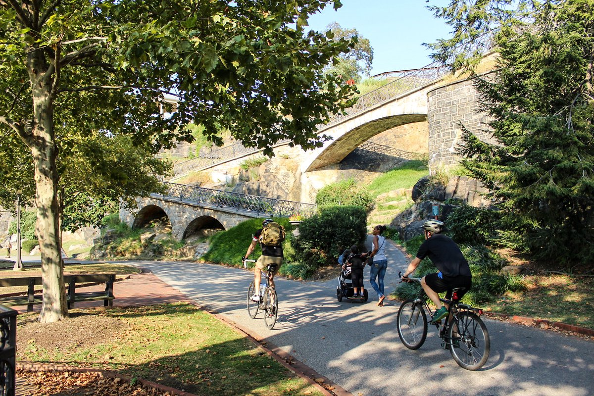 PhillyOTIS's tweet photo. Calling all trail enthusiasts! The City is conducting a survey to better understand public priorities for the decision-making process regarding trail and sidepath maintenance. #PhillyTrails Take the survey by Tuesday, May 31 ➡️:  https://t.co/gZiZVhLHjB https://t.co/bMdMtwGZf9