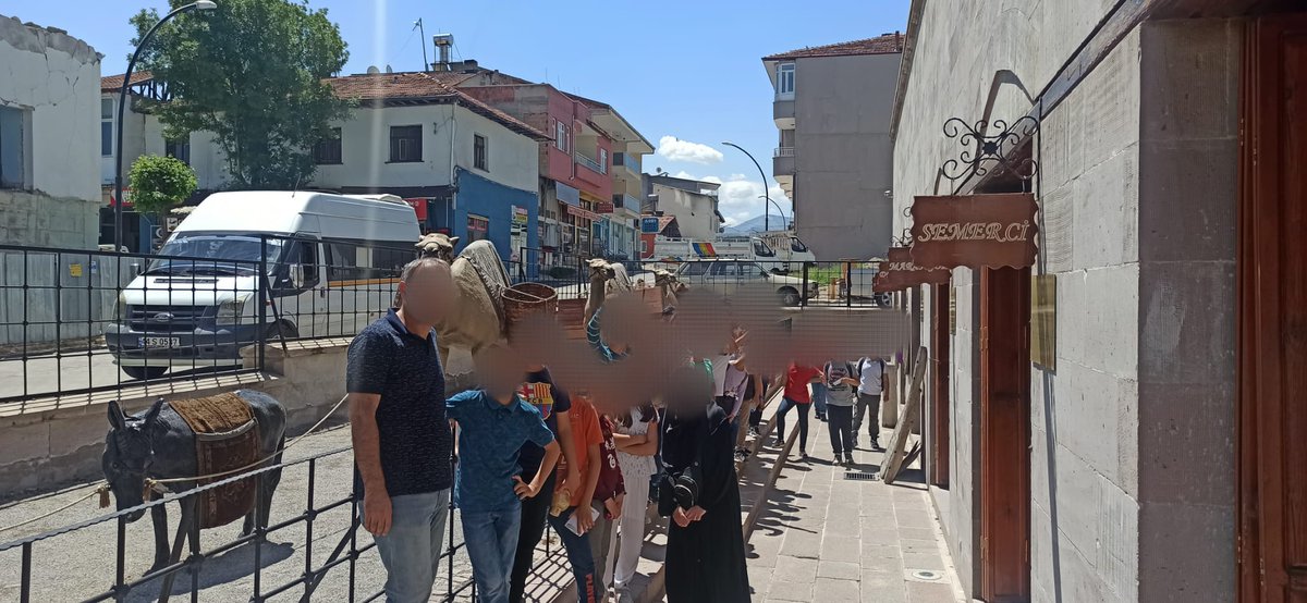 Okulumuz 4C sınıfı öğrencilerimiz, öğretmenleri Merdan KADIOĞLU ile birlikte Battalgazi ilçesinde bulunan tarihi yerleri gezdiler.