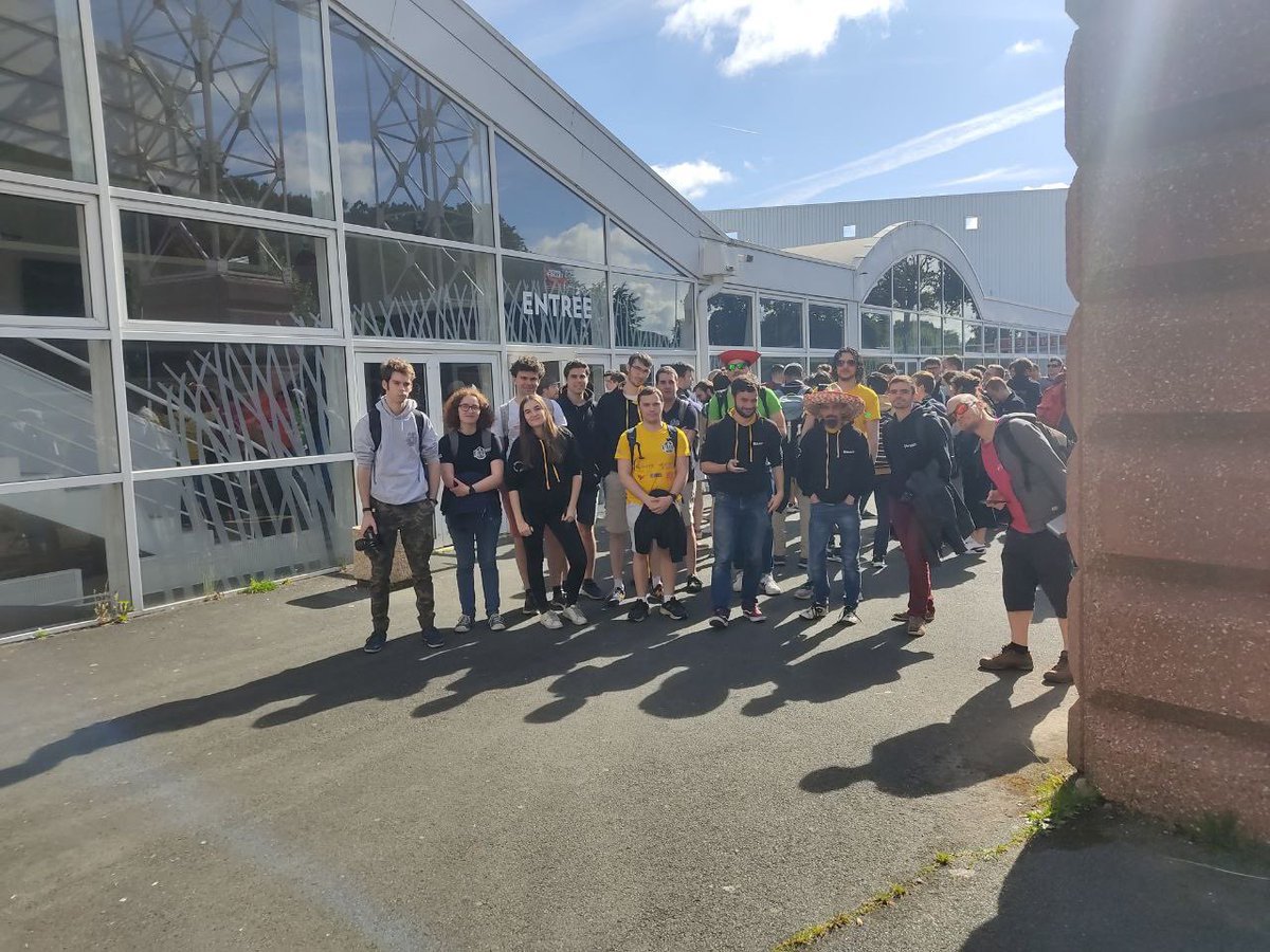 AssoEirbot's tweet image. Nos deux équipes, Unchart’Eirb (1e année) et EIRBOT (2e année) sont arrivées à la @CoupeRobotique.
Merc à nos partenaires : @ELSYSDESIGN, @ems_factory, Béar, @RSComponents, @AQ_Robotics et @ENSEIRBMATMECA pour leur confiance et leur soutien.

#CDR2022