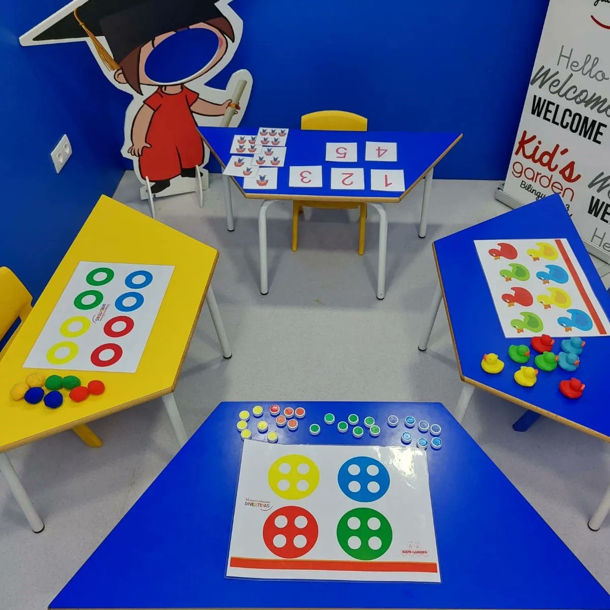 ElcheKid's tweet photo. #MatemáticasDivertidas 
Hacemos una minicompetición de matemáticas y demostramos lo que hemos aprendido todo el curso. 
#aprenderjugando 
#AsentandoAprendizajesDelMañana https://t.co/CUQRkmG5EB