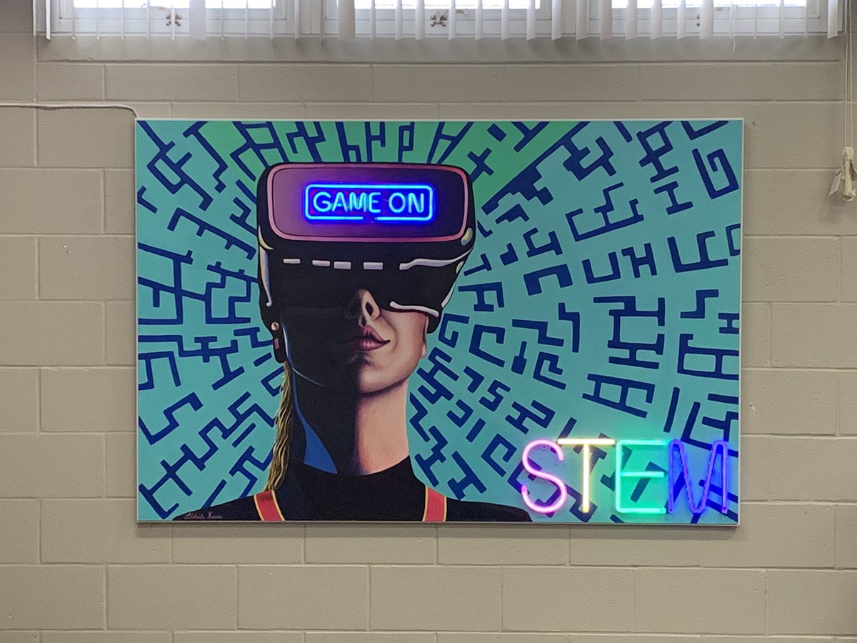 The newest <a href="/CENMS/">Centennial Middle STEM Magnet School</a> STEM Center mural for our VR/AR space. Thank you Karatinos Law for sponsoring this awesome creation by Gabriela Noanea. <a href="/MooreKimD/">Dr. Kim D. Moore</a> <a href="/SharonM52307424/">Sharon Morris</a> @PascoCTE