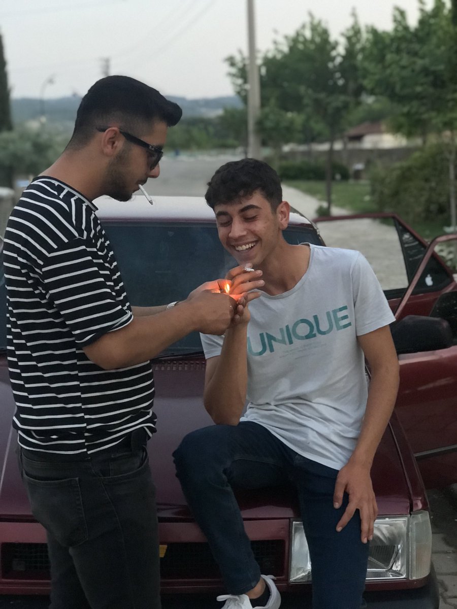 Orospunun sigarasını pezevenk yakar😂😇 ⁦<a href="/Mehmeteminn02/">𝕰𝖒𝖎𝖓</a>⁩