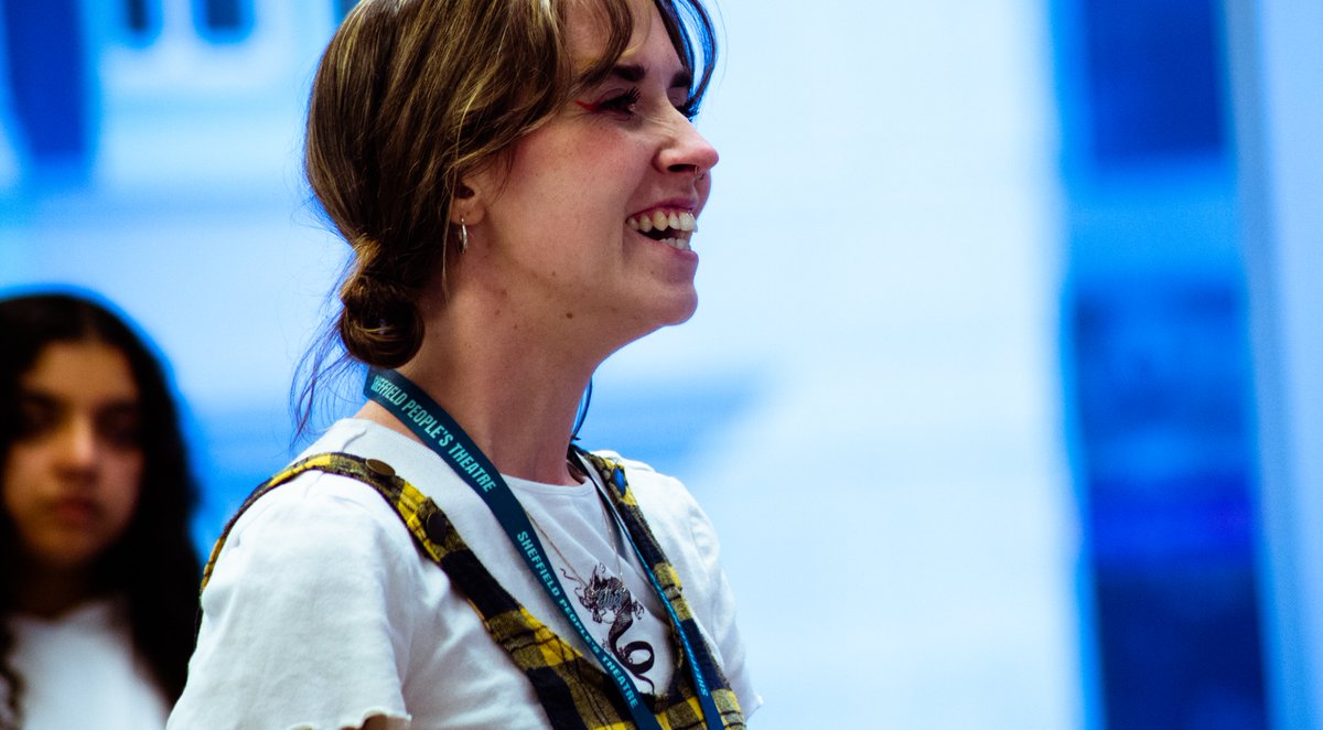 crucibletheatre's tweet image. Want more rehearsal shots of experimental theatre? You got 'em!

Maybe I Will combines theatre and gaming to create a brand new production where the audience makes the decisions.

Book now to see our fantastic Young Company in action on Sat 28 May: bit.ly/MaybeIWill