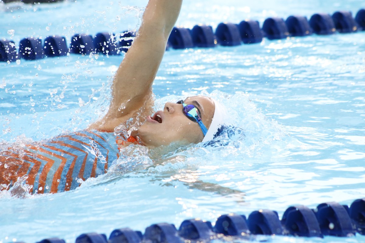 Quina gran tarda de finals del #TICBnatació! 🏊🏻‍♀️🏊🏻 

Avui hem presenciat dos rècords del Campionat en els 200m lliures! Al matí, Thomas Dean (1:46.89) i a la tarda, Matthew Sates (1:45.91).  

Demà tornem a les 8:30h amb la segona jornada d'eliminatòries! 💪🏻