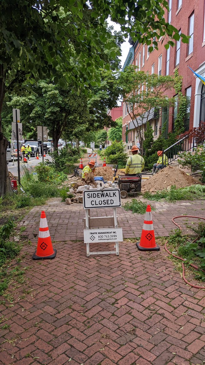 Love having to drive past cars parked in the bike lane into a construction company blocking off both the bike lane and sidewalk without providing any way to get around besides driving into oncoming traffic <a href="/bikemorebmore/">Bikemore</a> <a href="/NotASpotBmore/">NotASpotBmore</a>