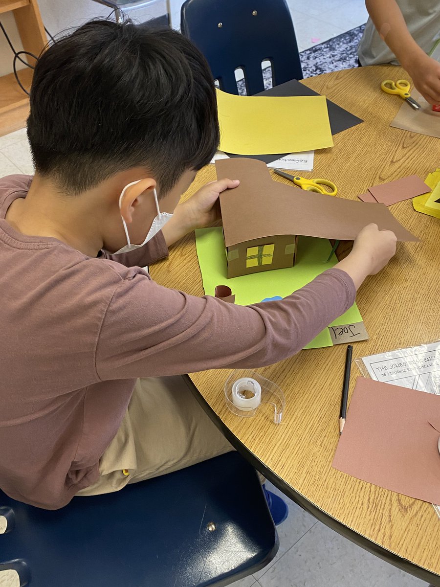 MosaicES_STEAM's tweet image. 2nd grade architects are working hard at creating their own unique, attractive and sturdy structures. Can’t wait to see how they turn out! @FCPSSTEAM #architecture #iteachsteam #STEMeducation