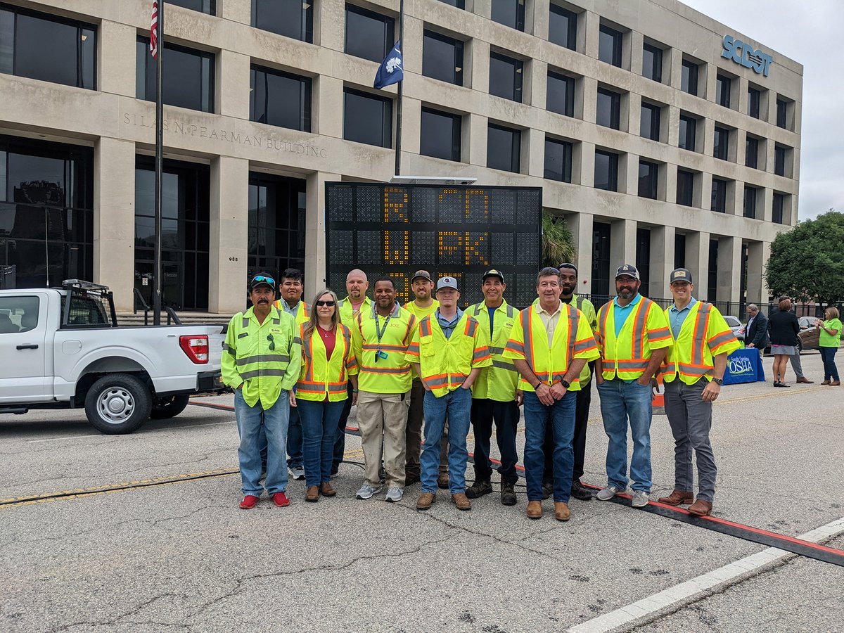 CarolinasAGC's tweet photo. We partnered with @AGCofA and @SCDOTPress to release the results of this year's AGC Workzone Awareness Safety Survey and urge motorists to slow down and pay attention as the summer driving season kicks off. Survey results: https://t.co/1TAgQnyJm1 https://t.co/akHwEIFBxh