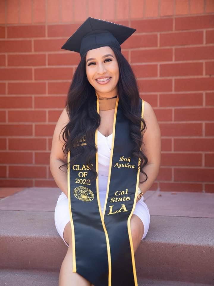 lexgee90's tweet photo. I’m so proud of my cousin @AyeeIbethh 🥰
She did it!!!!! 
Love you💕 ... always be a little sister to us💕
Adolfo and Miguel are proud of you and watching over you🙏🏻 https://t.co/N7WdrP4PQg