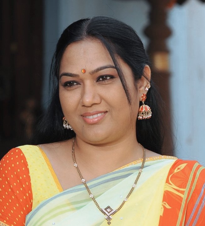 Hema Aunty Full HD photos meity.org/2022/05/hema-a…