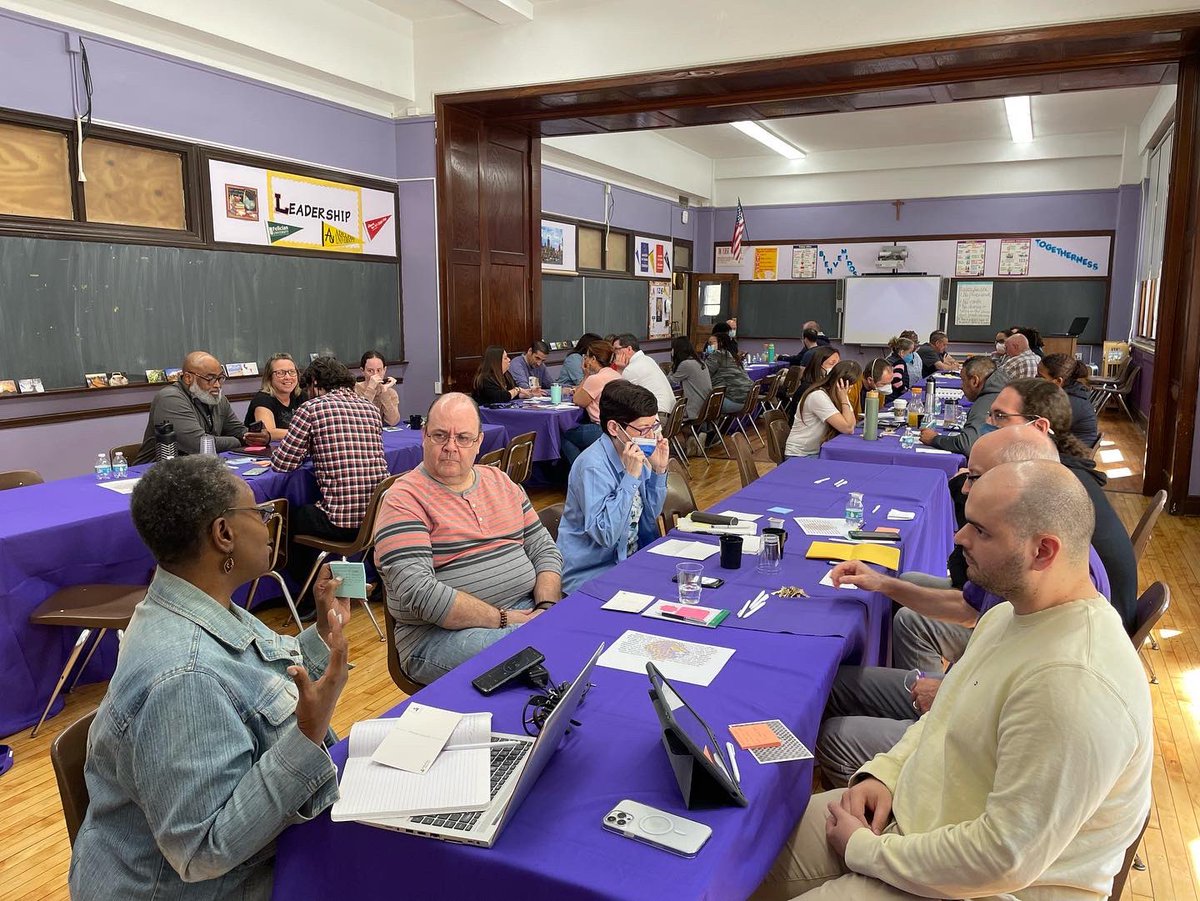 civic_spirit's tweet image. Today, the faculty @loughlinlions practiced the lost art of listening without an agenda and reconnected with the mission of their school 💜

If you are interested in having Civic Spirit led a family-wide workshop, send us a note! 
.
#civics #listen #teachers #teach