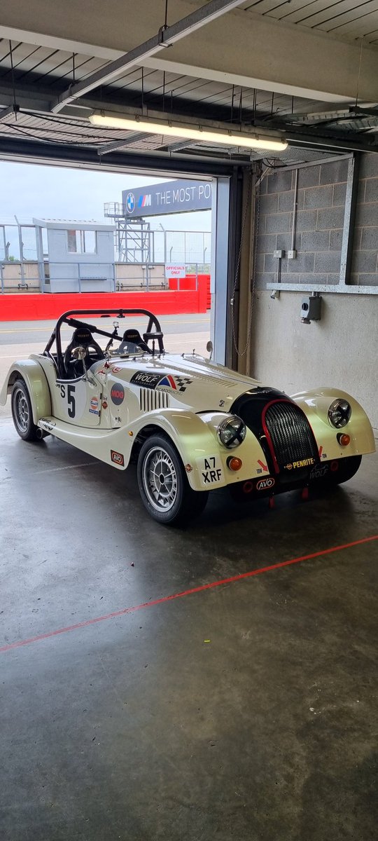 AdrianMedeiros's tweet image. It has been a classic week!!!
Semana de classics!
#morgan 
#drivercoaching 
#drivercoach 
#racecars 
#racecar 
#teach2race