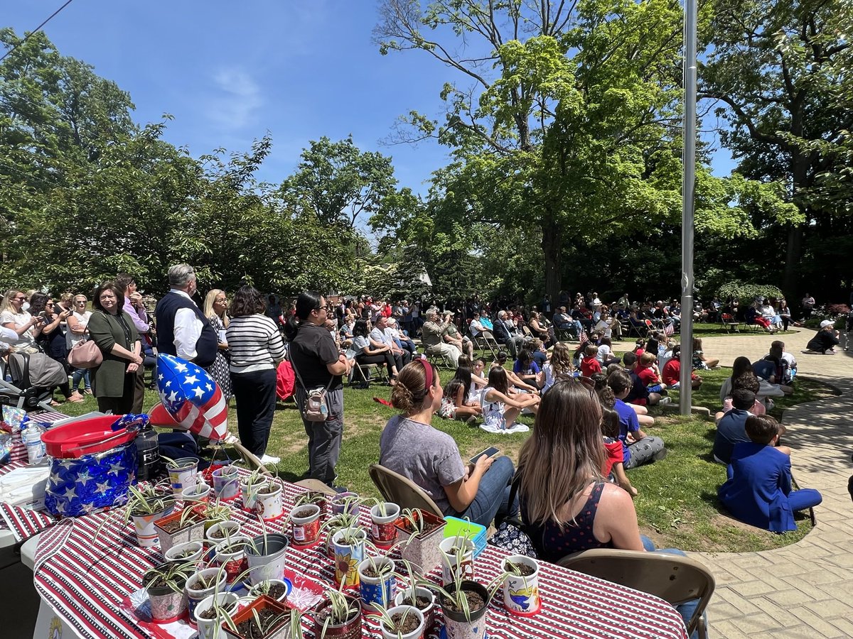 Lincoln School tweet media