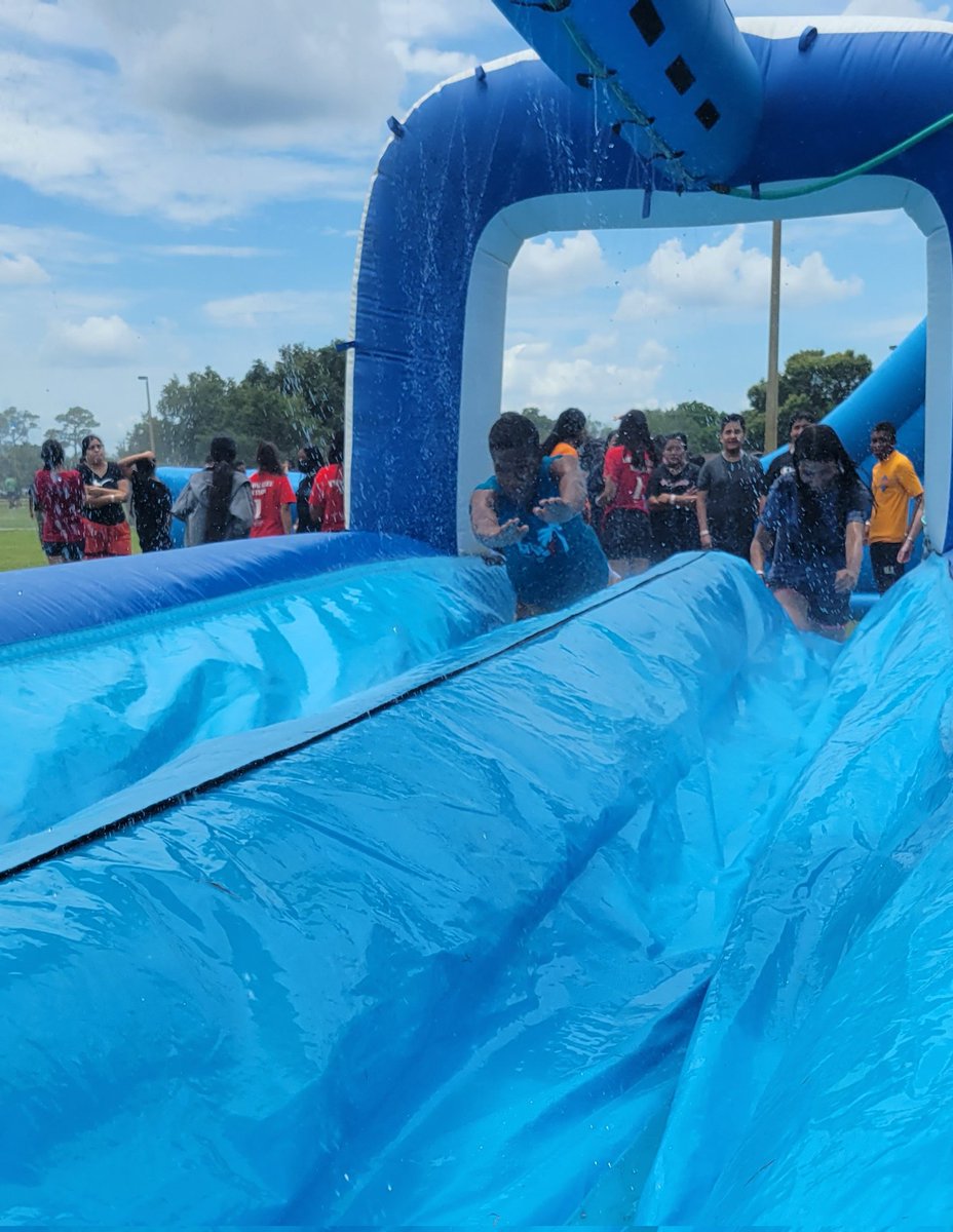 Allen_Math_IMS's tweet photo. Great afternoon to celebrate a great group of 8th graders! @IMS_Indians https://t.co/M1cNgN80pT