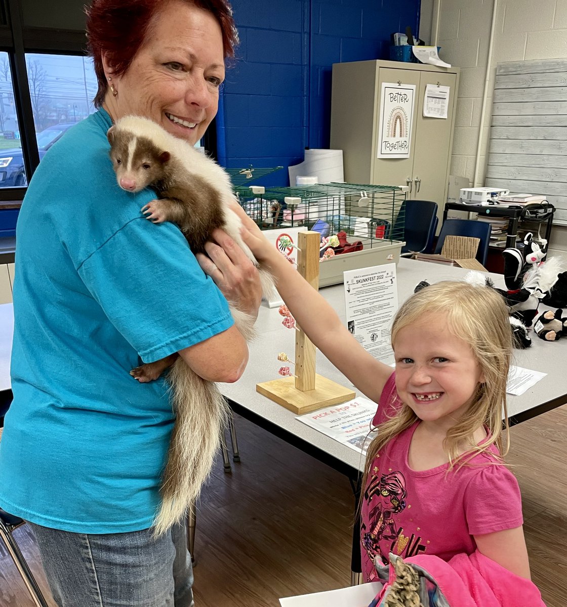 bcsmason's tweet photo. Two skunk games, a group mural, pets to read to, REAL SKUNKS to meet, and a HUGE turnout of 350 Towslee Family members! We had such an amazing time at our “One School, One Book” Family Night this year! 🦨📚💙 #brunswickpride #osob #readtogether More pics in the video below! 🎥⬇️ https://t.co/iiVvuHEI2q