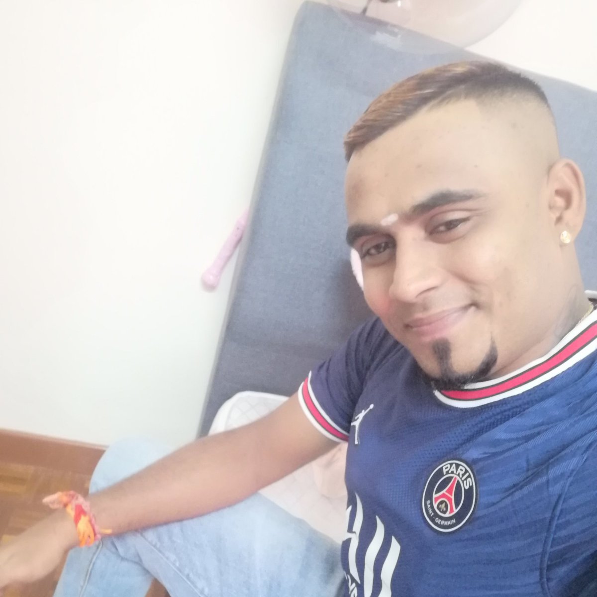 Tanasilan17's tweet photo. #NewProfilePic https://t.co/HSjwXH6e3x