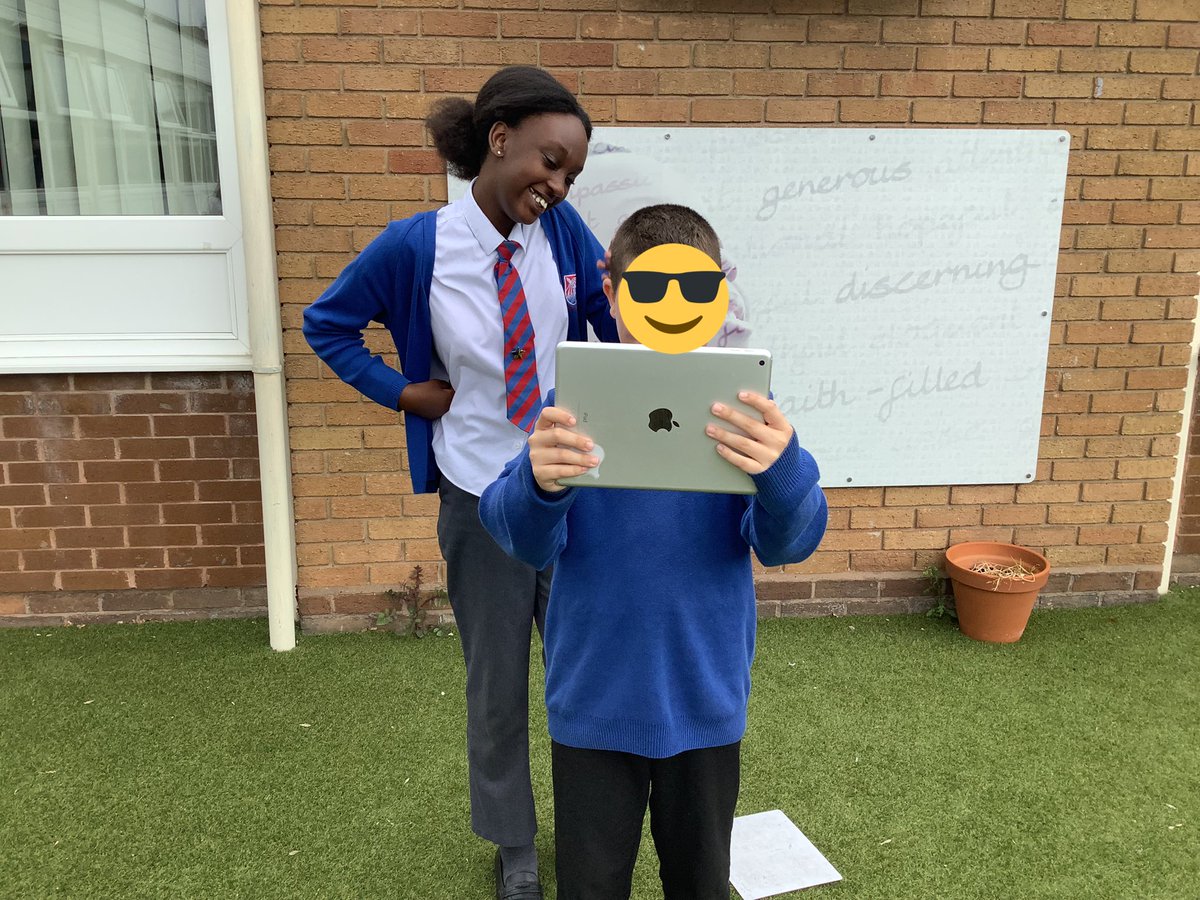 SJBsolihull's tweet photo. Year 5 were busy learning how to use different camera angles today. They went through some editing skills and decided which were best for their video. #SJBComputing @OurLadyandAllS1 https://t.co/f14yoT5mAU