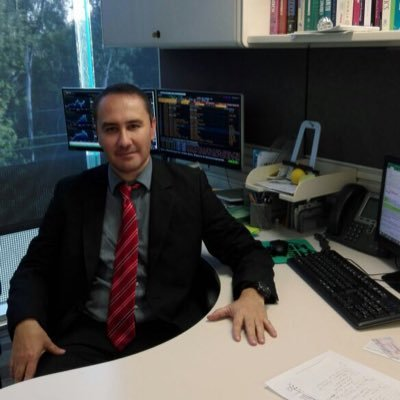 #Entrevista <a href="/James_SalazarS/">James Salazar</a>, subdirector de análisis económico de <a href="/CIBanco/">CIBanco</a>, nos habla del avance de 1%, en términos reales, que tuvo la economía mexicana respecto al trimestre previo.
📻 <a href="/Imagen_Mx/">Imagen Radio</a> 90.5 FM
📺 #ImagenMulticast Canal 3.4
💻 youtube.com/watch?v=SC75ec…