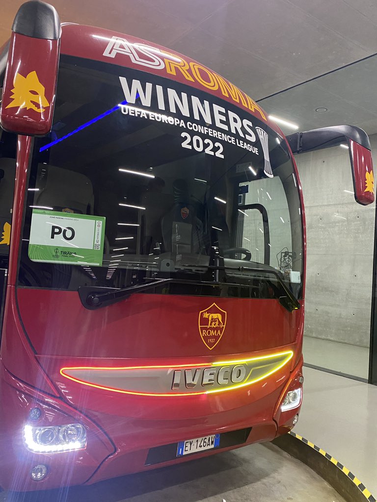 OfficialASRoma's tweet photo. Torniamo da Tirana questa notte, ma non sappiamo ancora quando…

Domani pomeriggio, però, festeggeremo tutti insieme a ROMA. 

Vi aggiorneremo in mattinata con il programma. 

DAJEEEEE DAJEEEEE DAJEEEEEE!

#ASRoma https://t.co/yXAKvpagl7