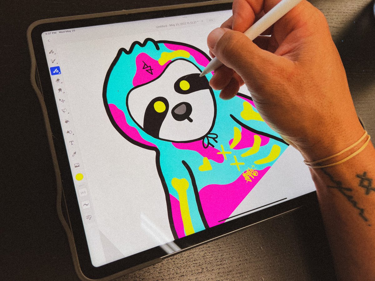 SLOTH XX 07 sneaky peaky

#nft #NFTs