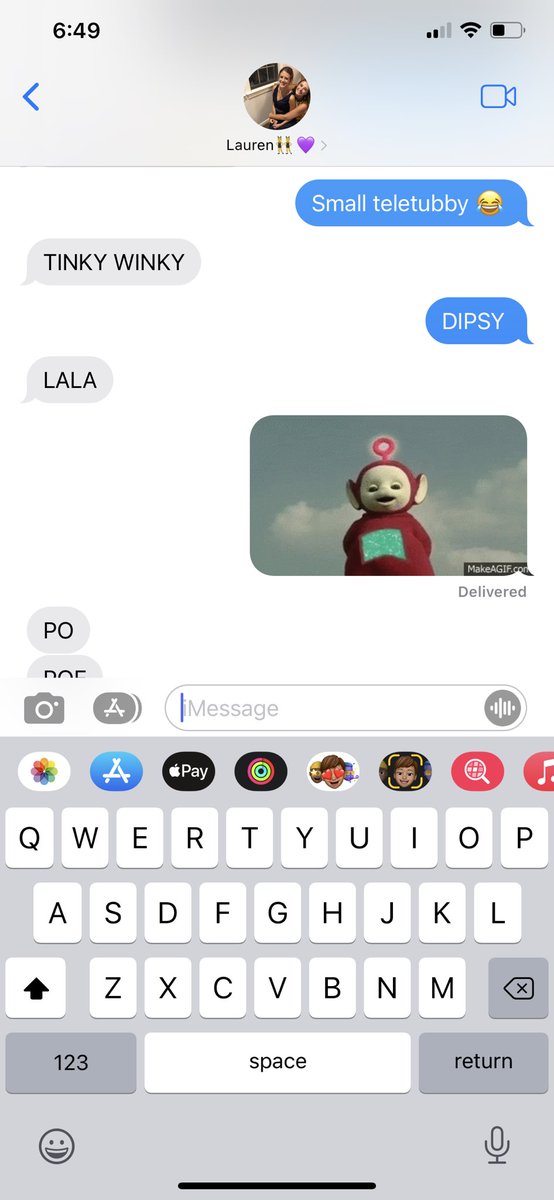 julies_047's tweet photo. If you ever wanted to know what @Laurennn_Stump and I text about 😂😂😂😂 https://t.co/y1xzZlfhyI