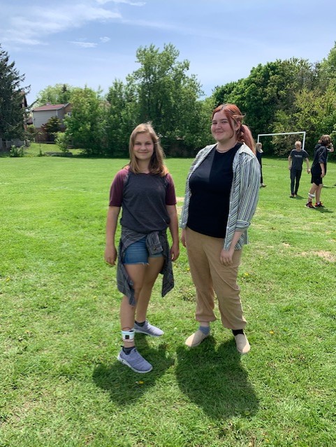 alcdsb_paul's tweet photo. Our students are having so much fun learning how to create fitbits using the newly purchased microbits! Thanks Ms. K. Nuvoloni for teaching us. #codingfun @alcdsbBELOVED https://t.co/uC33FclVse