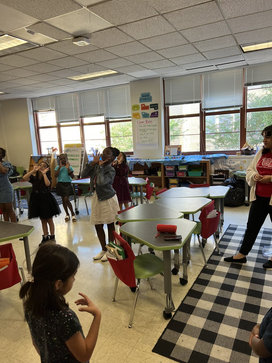 THeightsTAG's tweet photo. Do you love dance, ballet, or robotics? Check out Future Trinity Heights TAG First graders participate in our First grade clubs. Thank you Allen, Cruz, and Munoz for the great classroom experience… https://t.co/NT8WbCKz7d
