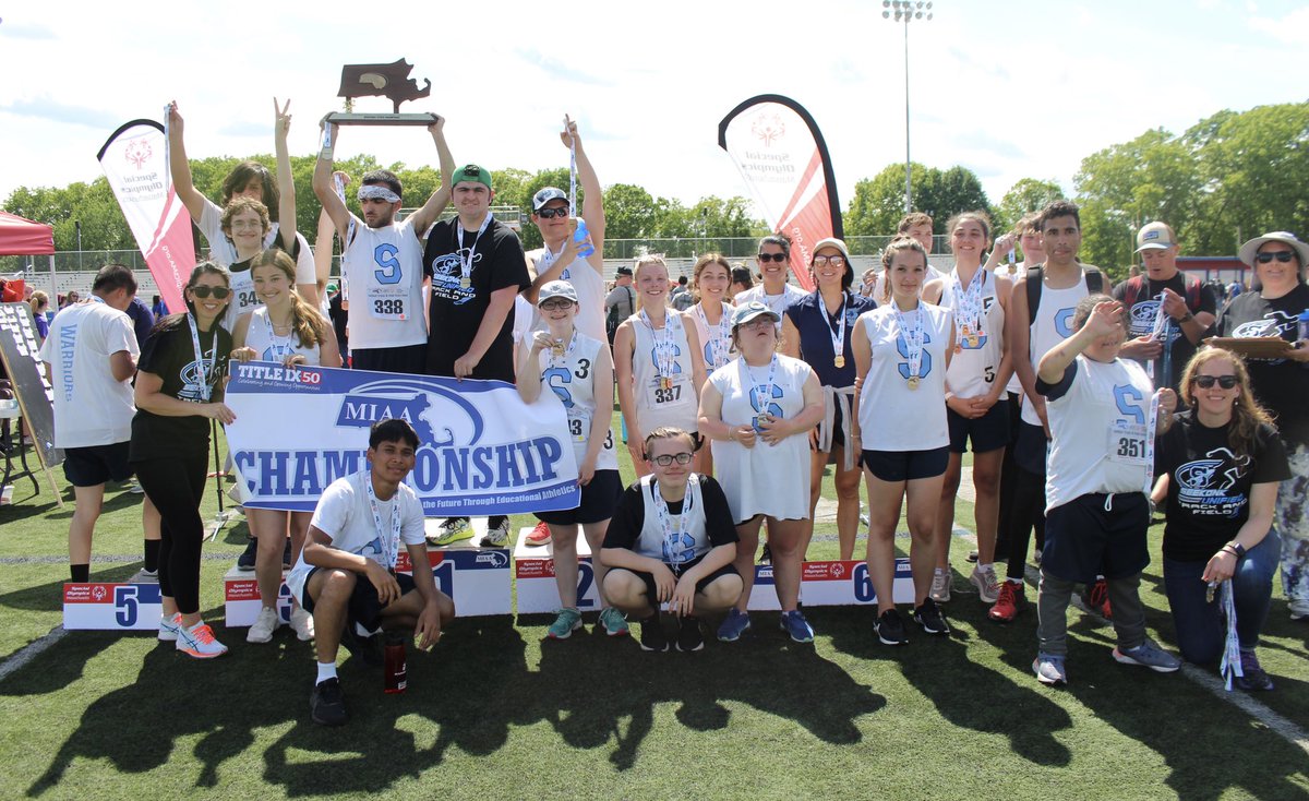 TrevorHass's tweet photo. Seekonk didn’t have a track this year due to renovations. 

The Warriors still managed to capture their fourth straight Unified state title.

“It’s crazy, man. I got to go out on my final ride as a champion. Anything’s possible.” https://t.co/xHLCdMCL7c @SeekonkWarrior @MIAA033 https://t.co/cURBICrO98