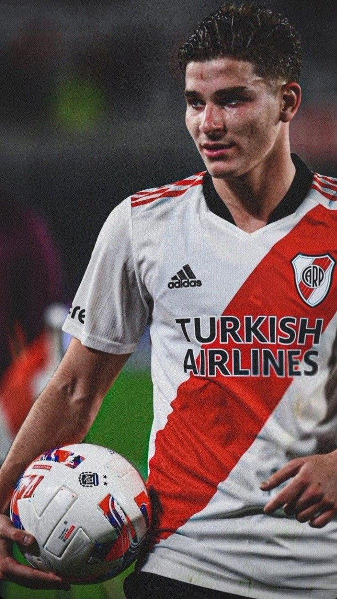 ya es costumbre #julianalvar3z .