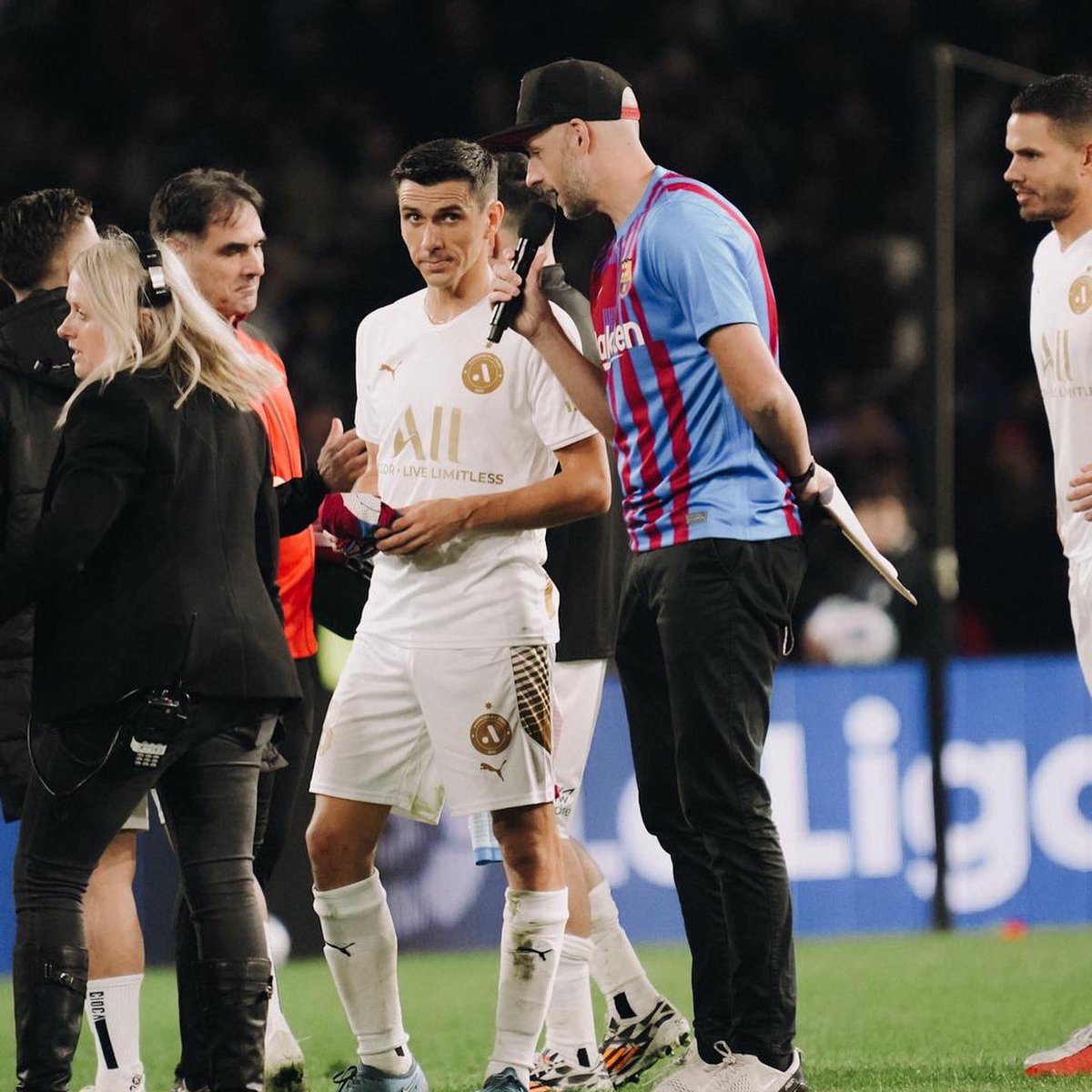 jarrodwalsh's tweet photo. About last night…. @aleaguemen @FCBarcelona @MaxEventsAU #BarcaInSydney https://t.co/v8SLfu9JgS