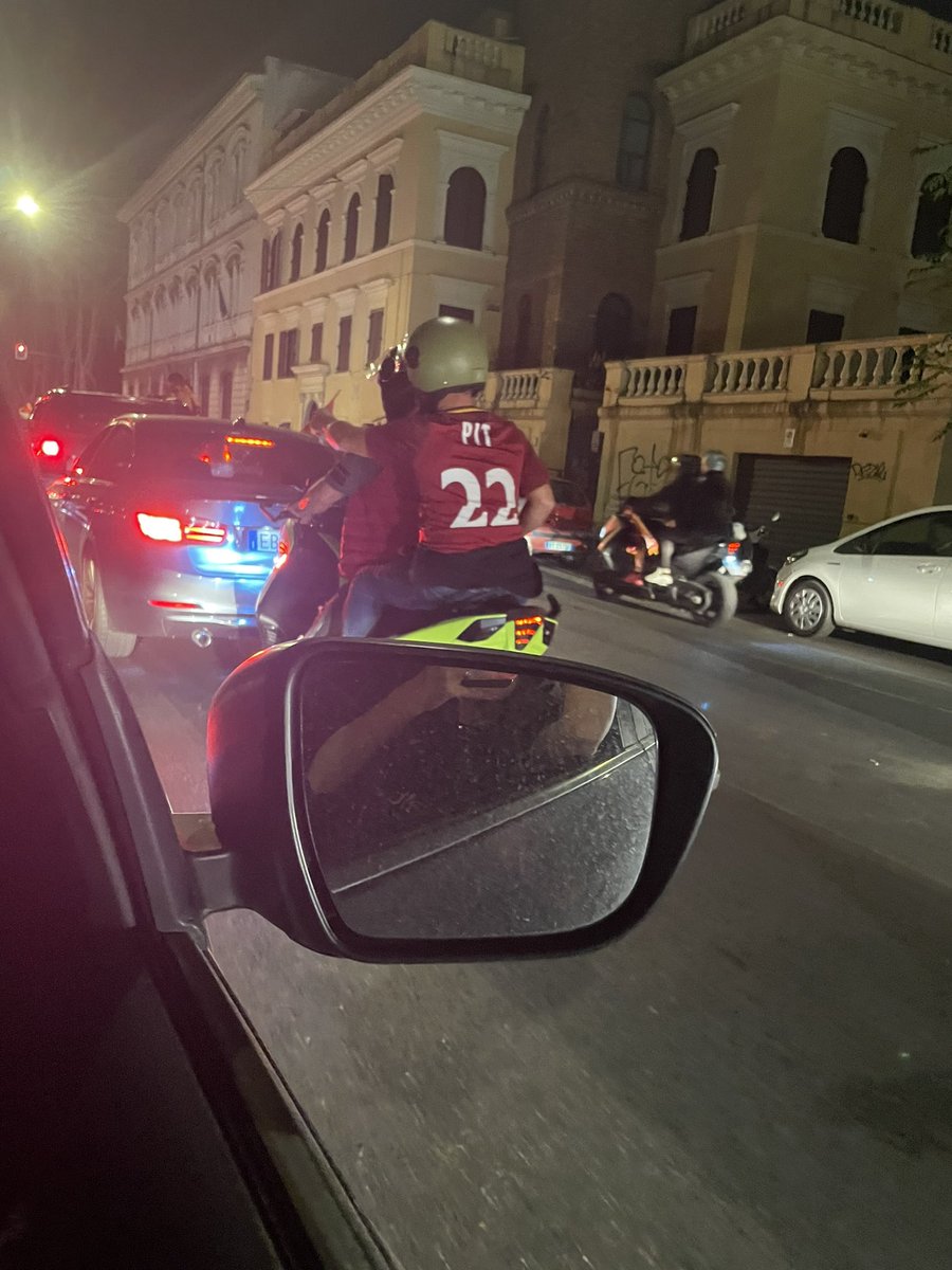 MatBon_'s tweet photo. HAI VINTO TUTTO TE!!! 💛♥️🏆
#Pit22 https://t.co/5KHD76eSpx