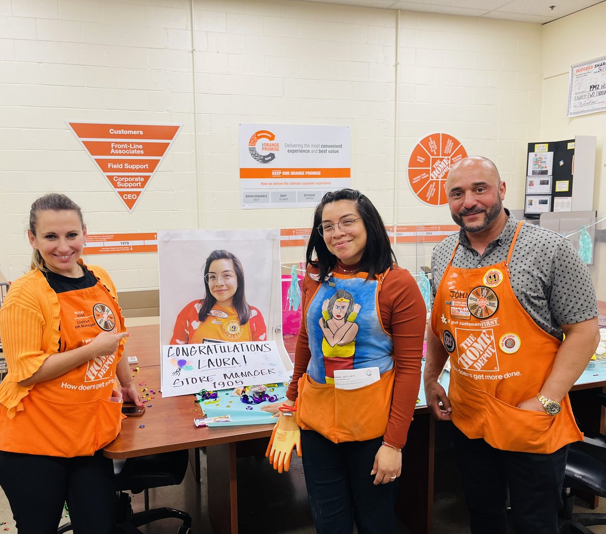 Laura Mata tweet media