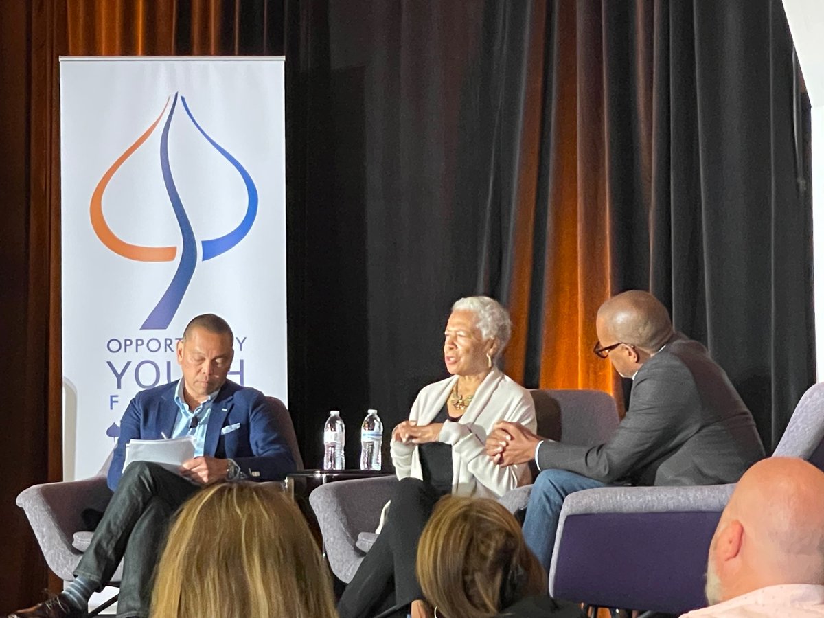 EqMeasure's tweet image. For the past two days, we've had the opportunity to learn from funders, leaders, and partners on #AdvancingPathways with and for #OpportunityYouth at the @aspenfcs #OYF convening.