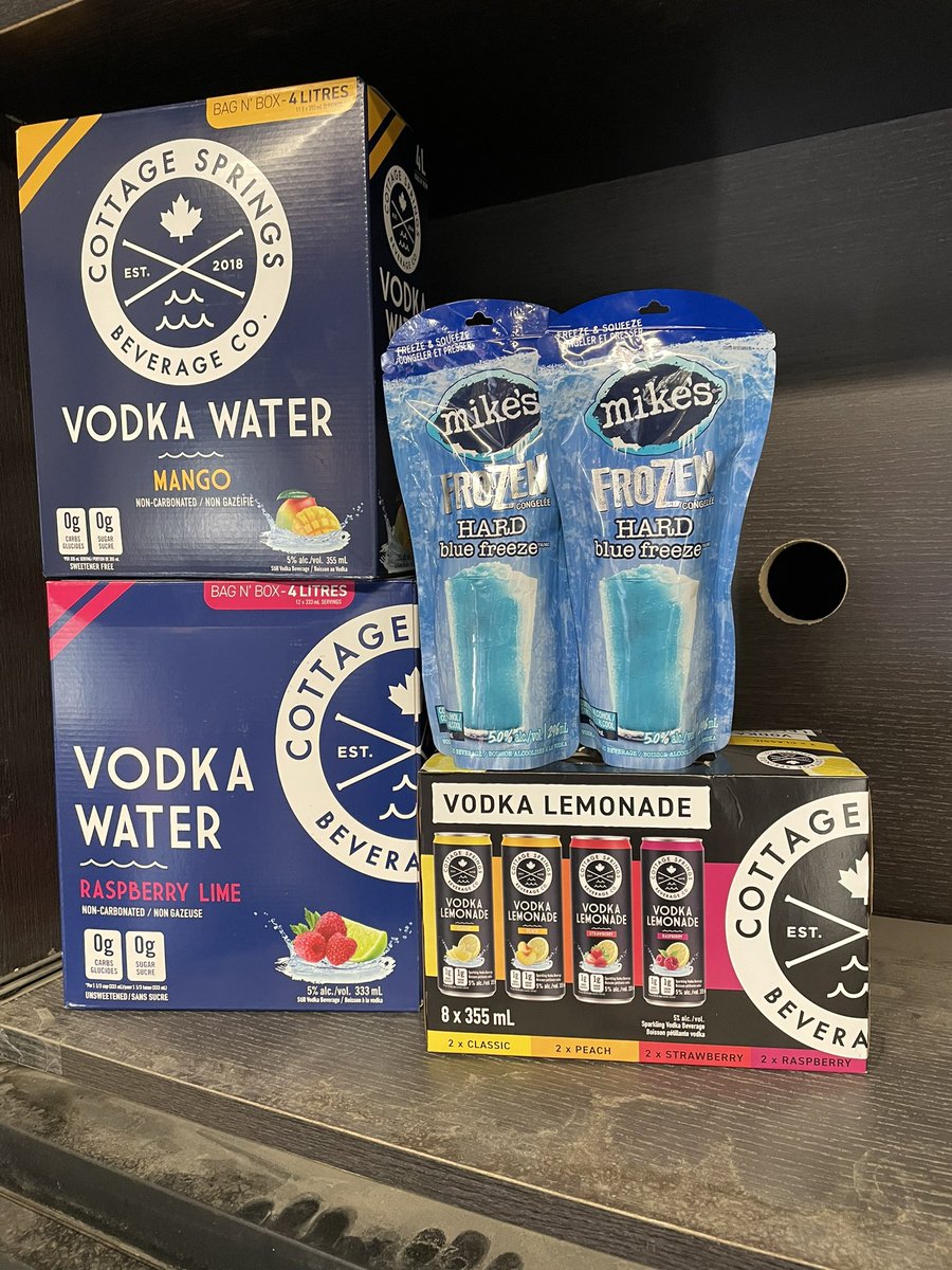 theNobBar's tweet image. These wonderful things have just landed!! Cottage springs 4L boxes, 8 cans lemonade mixer and @MikesHardCanada blue freeze frozen packs! Yes we keep them frozen! Cheers