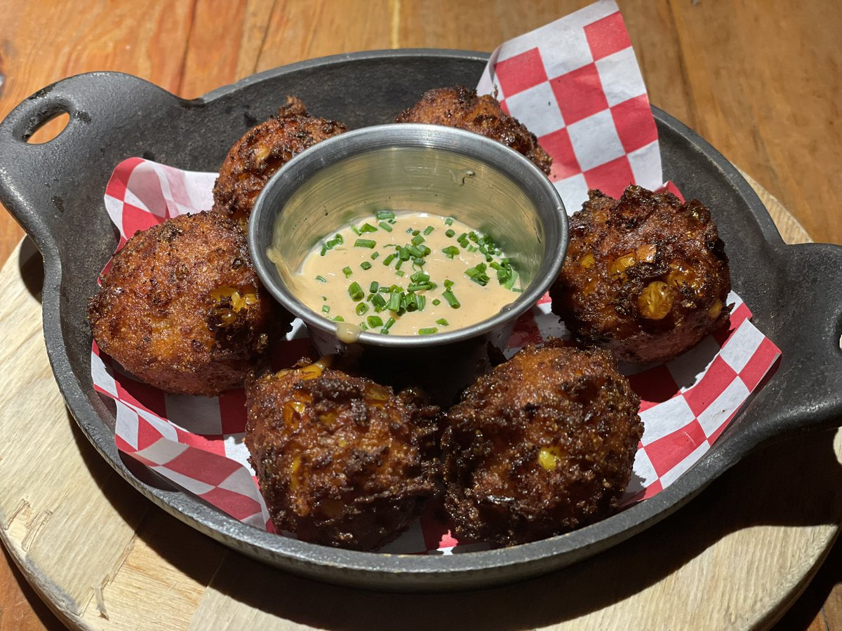 apexculinary's tweet photo. When in Kentuckyโฆ#friedchicken #jrchef https://t.co/gr5P952kyv