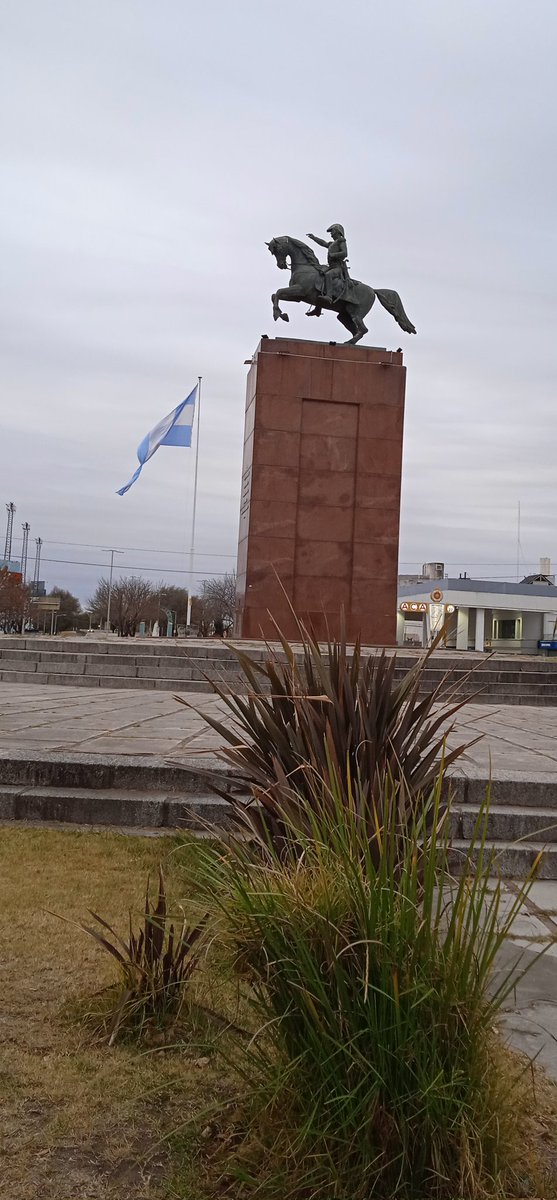 MarcelaBocco's tweet photo. Tardecita gris del 25 
Río Cuarto.
Cba. Argentina. https://t.co/1sLLkIAxnu