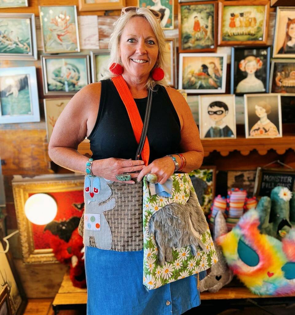 PopCycleShop1's tweet photo. ✨How it started vs. how it’s going✨
Can you believe that when Jen started Monster Threads, she didn’t even own a sewing machine?! That’s right, Jen was seeing these monsters BY HAND!

This was long before Pop Cycle was open when Jen sold at Bohemia, … https://t.co/vM47AygGvy https://t.co/ccSHAIoKNB