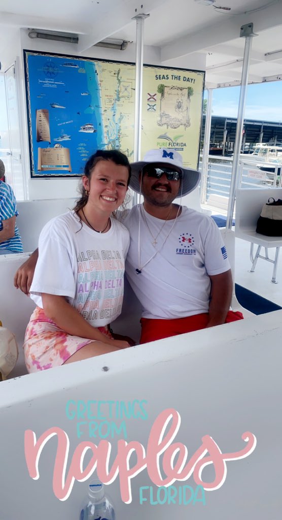 FrancescaMMoore's tweet photo. Florida vacation DAY THREE. It was a fun filled day exploring @NaplesFloridaa beach, and dolphin cruise. #Travel #Florida #EndOfSemester #beach #dolphins #pointroyal #Cruise #excursion #ToesInTheSand #Naples #SouthFlorida https://t.co/o5rvehjhZi