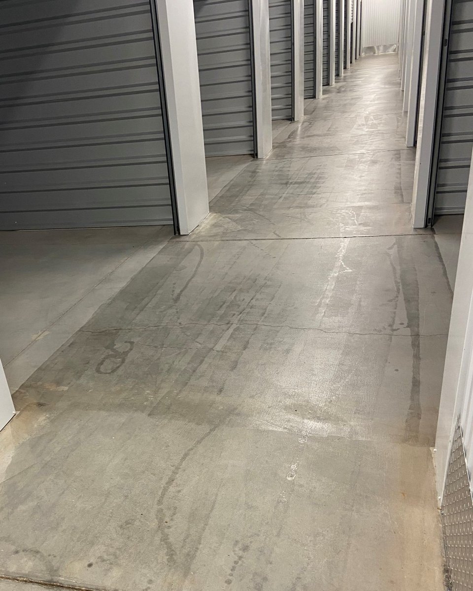 acsazinc's tweet photo. Pics from today... Concrete sealer application at a new storage facility in North Phx (Before-During-After) #acsazinc #acs #asap #wwc #clean #cleaning #cleaner #construction #subcontractor #build #builder #arizona #scrubbing #scrub #concrete #sealer #shine #floors #detail #work https://t.co/knsmJtjJ9X