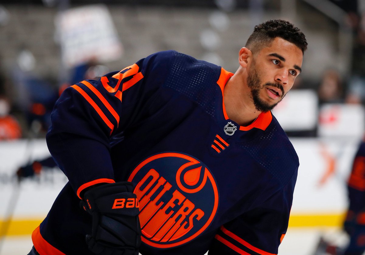 AzorcanGlobal's tweet photo. On January 27th the #Oilers signed Evander Kane for the rest of the season. Some vowed to never cheer for the team again.
In 43 regular season games he scored 22G 17A for 39 points.
So far in 11 playoff games he has 12G 3A for 15 points &amp; has been a physical force.
#LetsGoOilers https://t.co/8tsoKAnt10