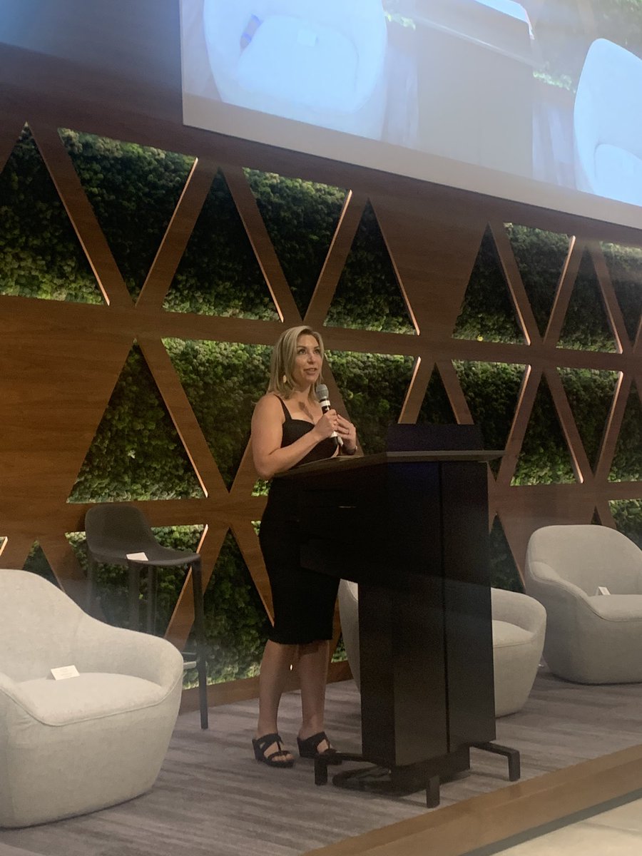 It’s happening!! Our 8th Annual Little Black Dress Night has kicked off with our keynote, <a href="/DesireeChicago/">Desiree Vargas Wrigley</a>! #LBDN2022