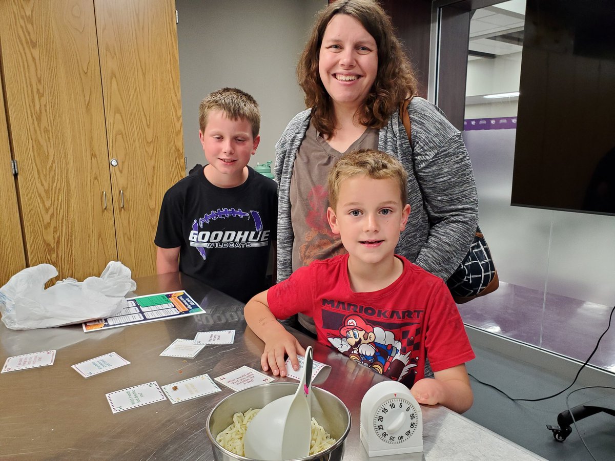 Good times at the Goodhue Family Literacy Night! Pizza anyone? #goodhueschool