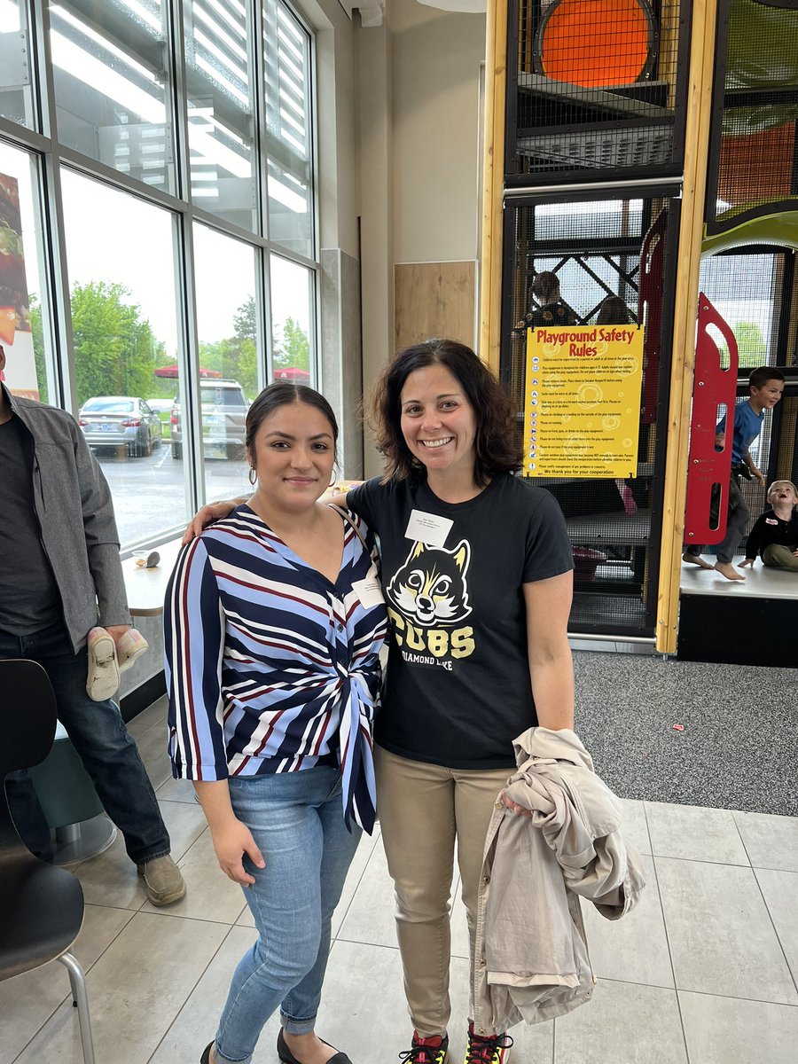 Angie zamora tweet media