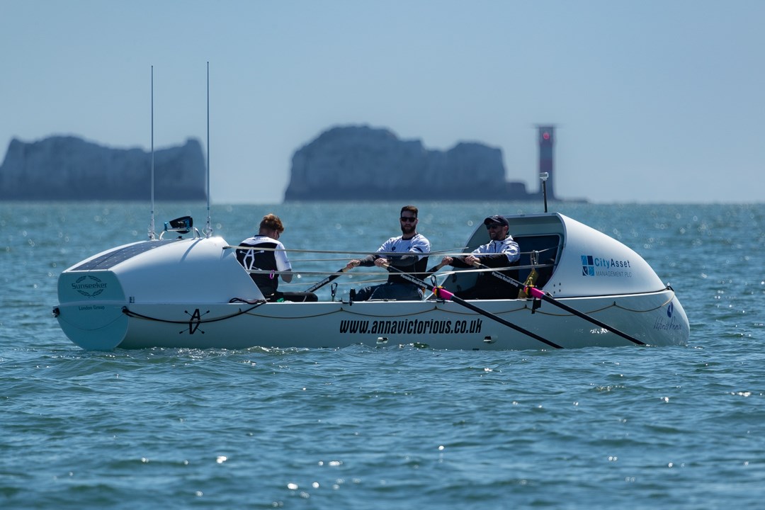 Row4SaltySci's tweet photo. Question 3
What about sleeping?
We expect to row 2 hrs on, 2 hrs off. So we'll sleep in short bouts through the night - one person in each sweltering hot 'cabin' while the other 2 are rowing.
Sounds like a dream...
#7Days7Questions #TWAC2023 #RowingTheAtlantic https://t.co/vlihMThXN6