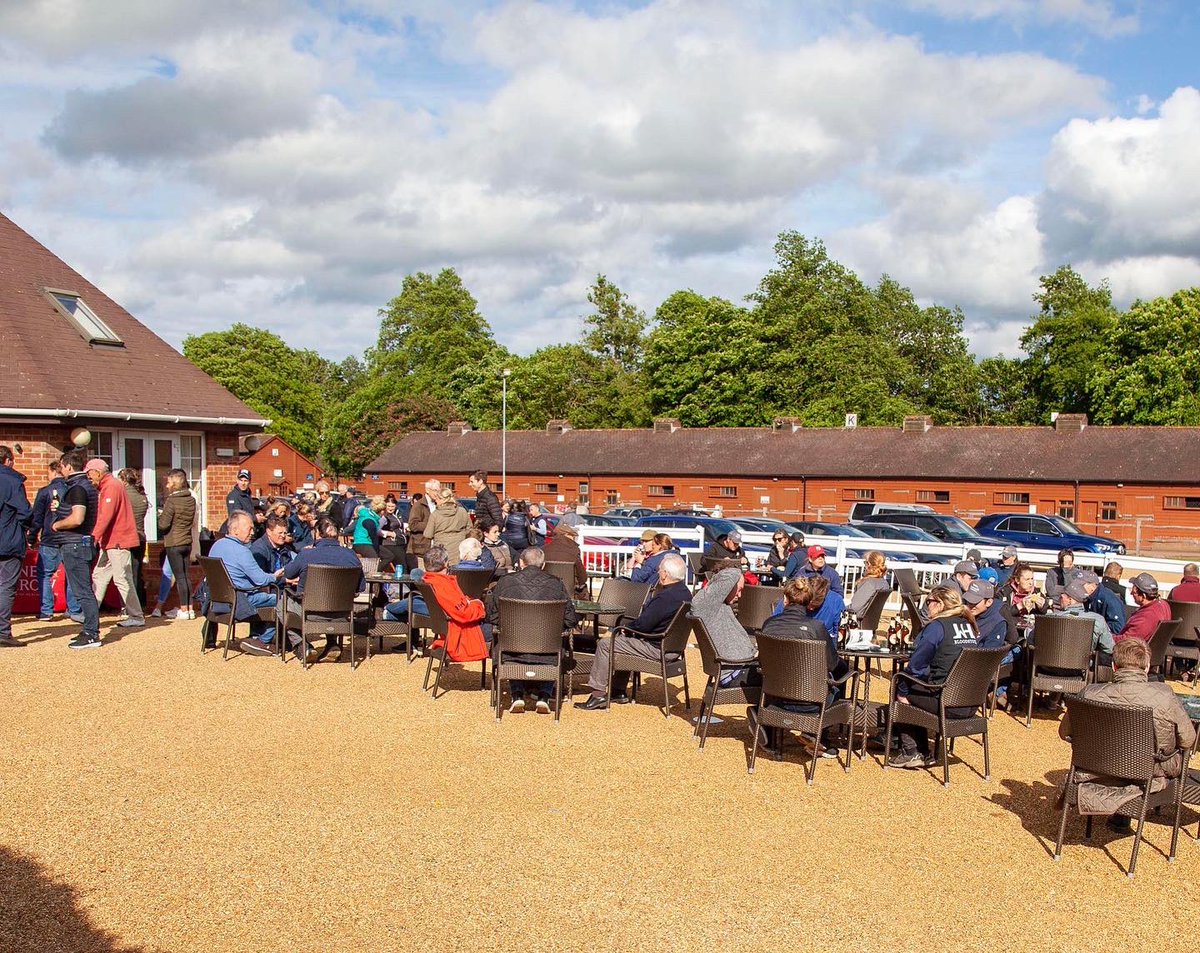 Tattersalls1766's tweet photo. A great atmosphere at Park Paddocks ahead of tomorrowβs inaugural #TattsMayNH Sale. https://t.co/GyHeKPtx2s