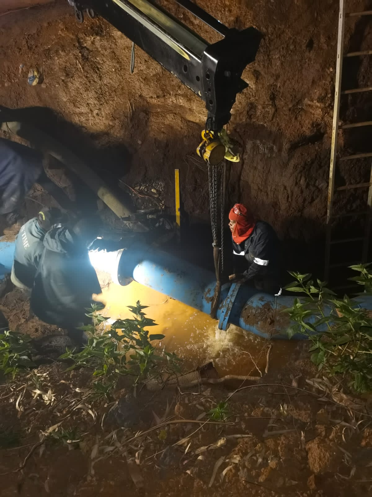 Johannesburg Water on Twitter "Westcliff/Parkview tiein Team just