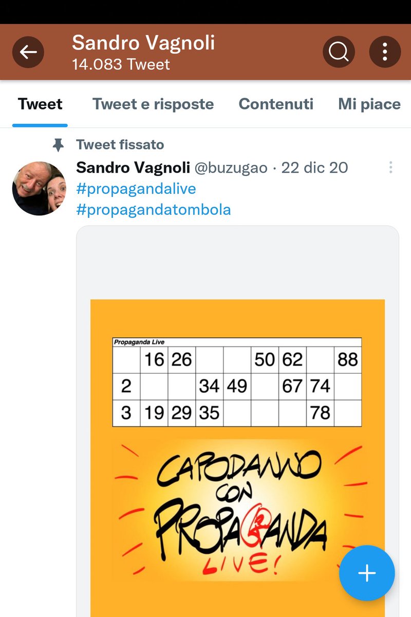 lasoncini's tweet photo. Neanche il calcio in @EverydayBio è scienza quanto Propaganda come tuit fissato, comunque. Amici di quel programma, vi vedo e vi piango: dev'essere terribile avere un pubblico inderogabilmente fesso. https://t.co/s8N74oTSuy