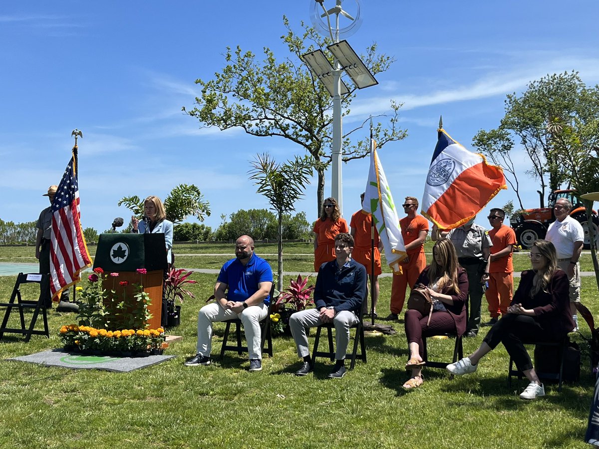 Charlesdfall's tweet photo. Today my office attended the official opening of Staten Island beaches. #Back2theBeach https://t.co/hULOcrmyck